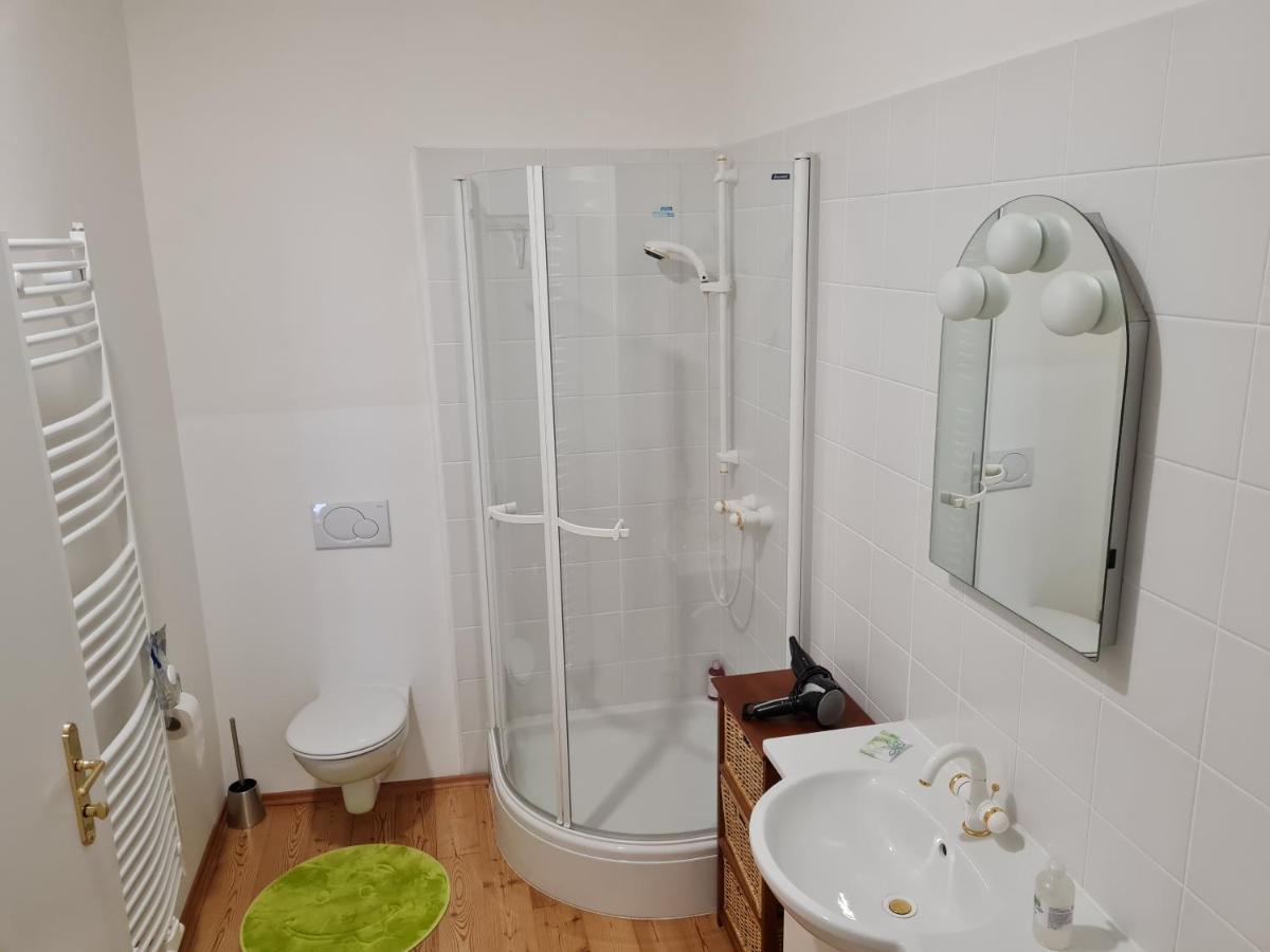 Altstadtjuwel Mit Sauna Sankt Veit an der Glan Bagian luar foto